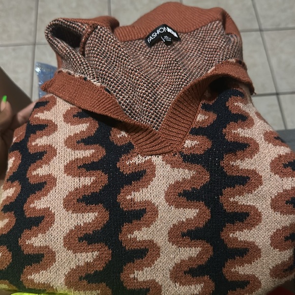 Sweater set - Picture 7 of 7